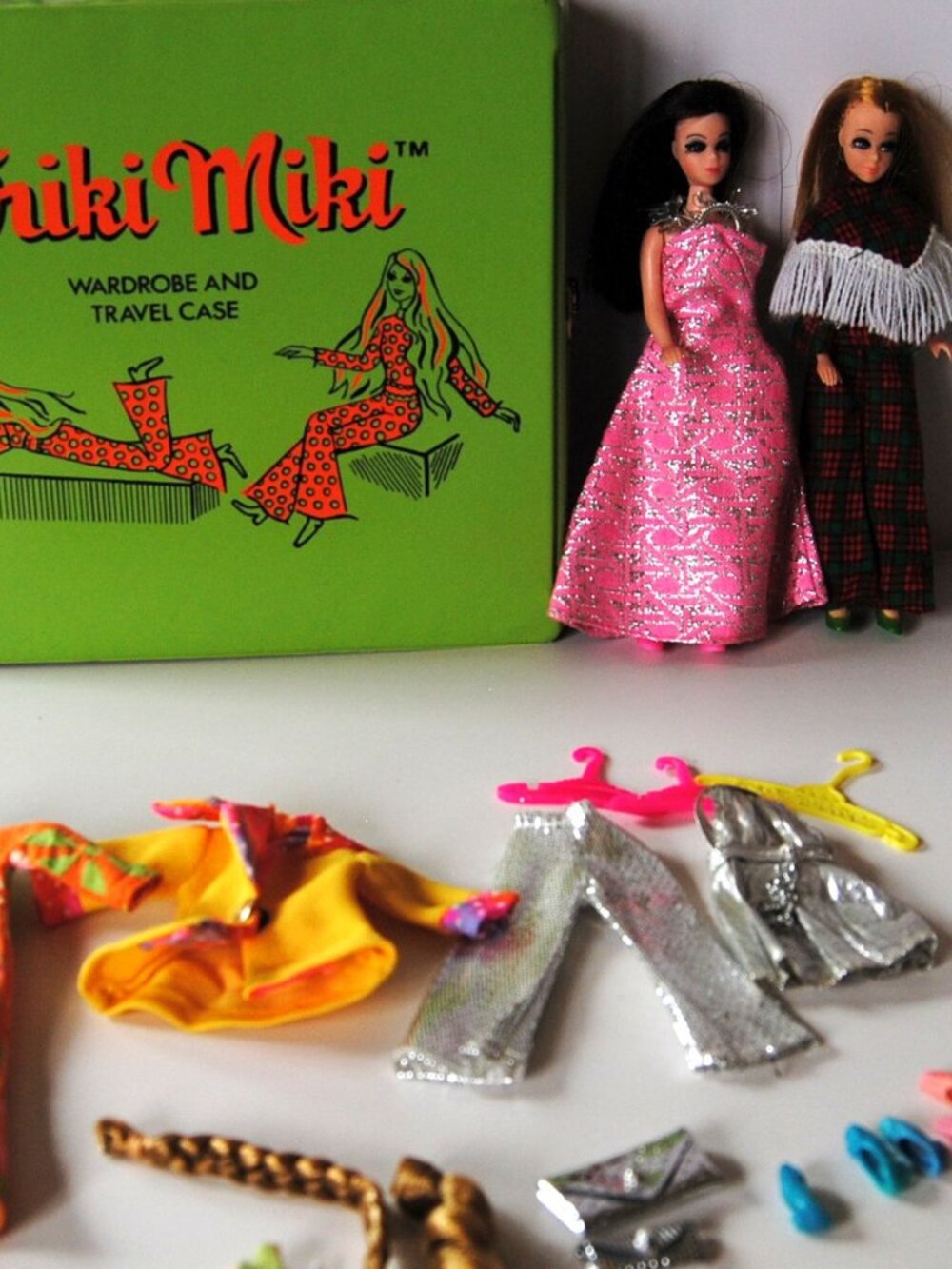 Vintage 1970's Topper Dawn Lot 2 Dolls Fashions Hair Accessories Triki Miki Case